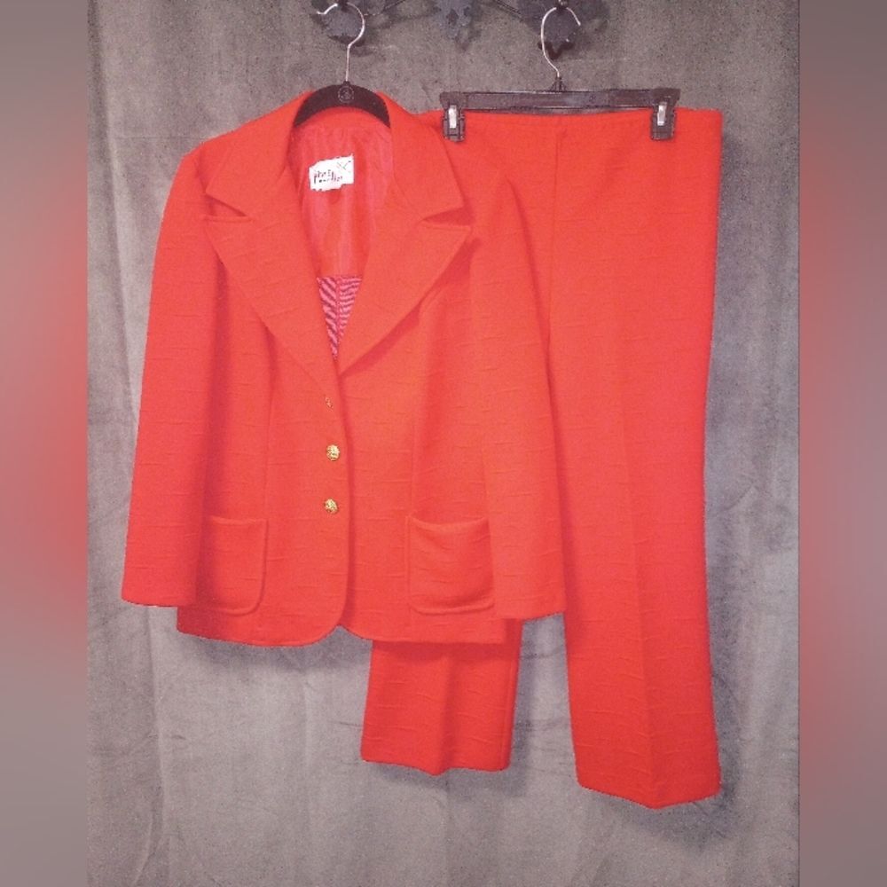 Vintage 70s Pins & Needles Bright Red Suit Tag Size 13/14 Measures As An 8
